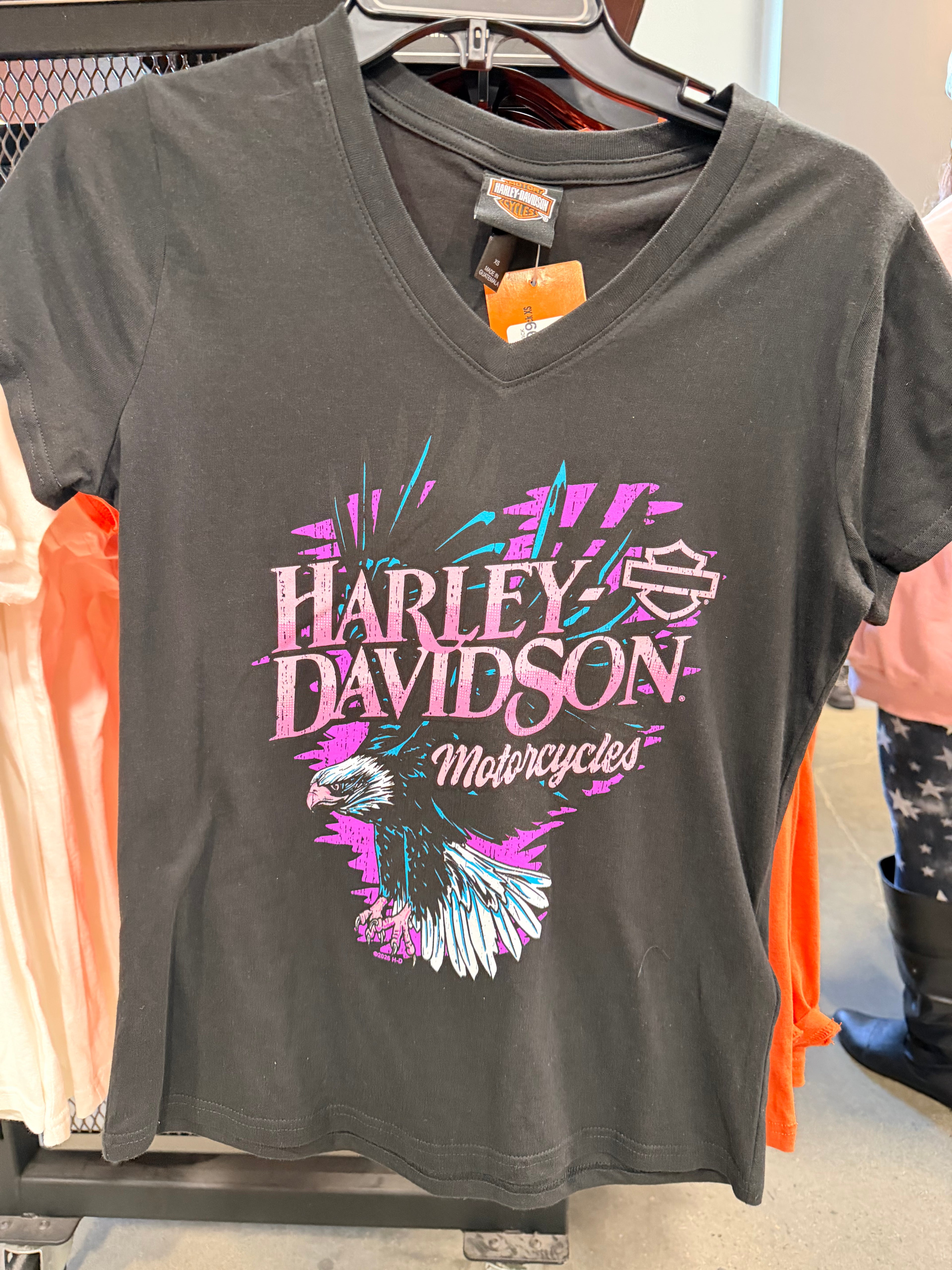 SWOOP IN WOMENS V-NECK T-SHIRT