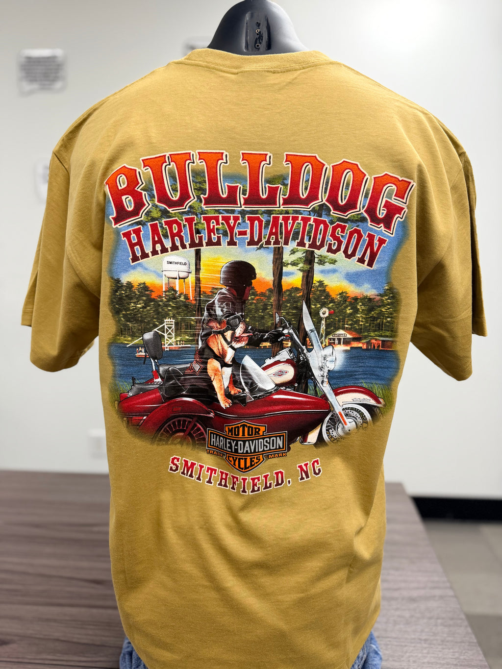 CLASSIC TOWER MENS T-SHIRT