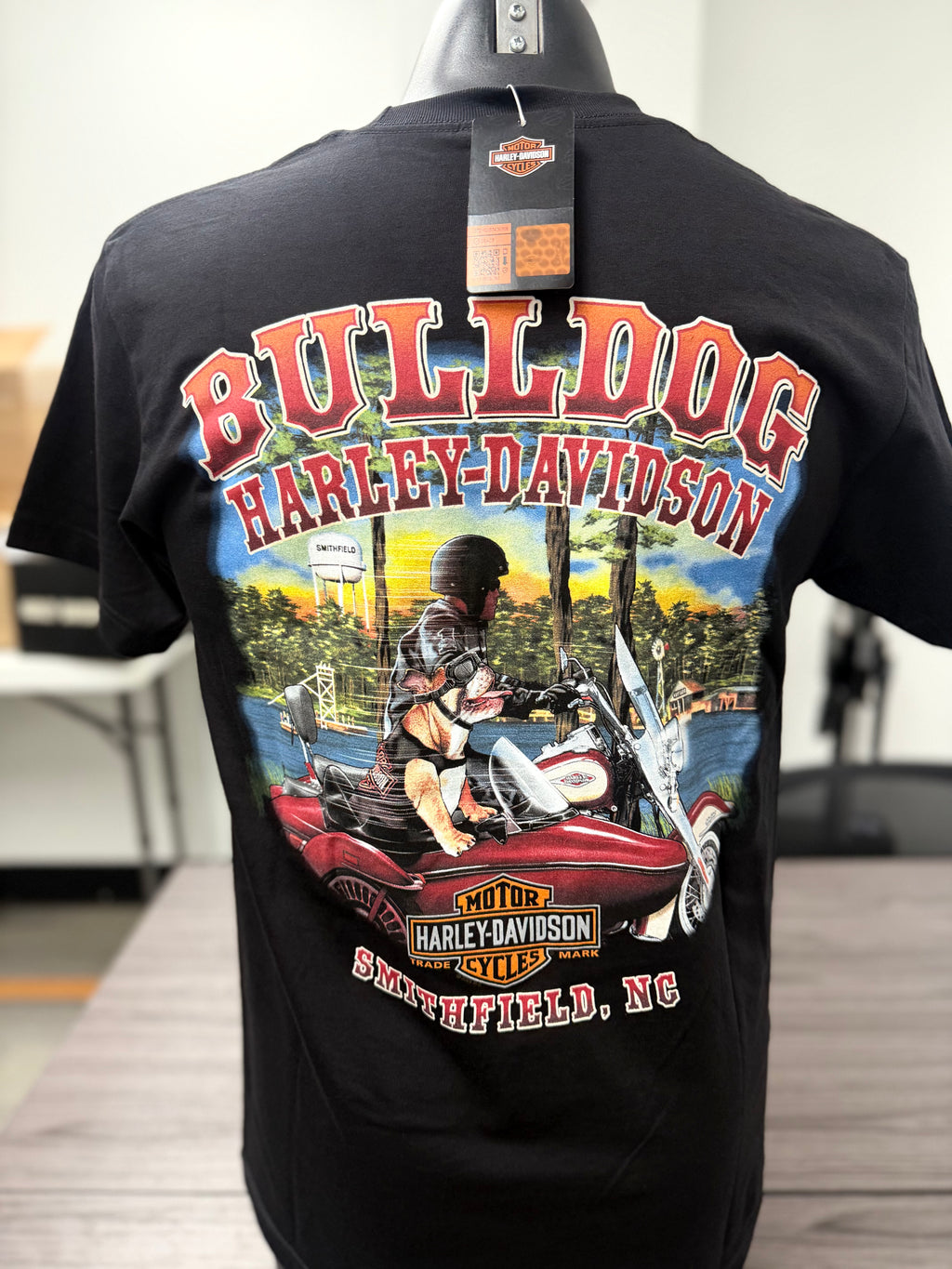 RETRO ROUND T-SHIRT