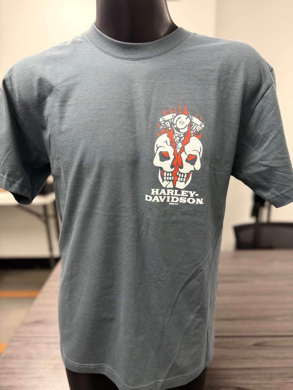 SPLIT T-SHIRT