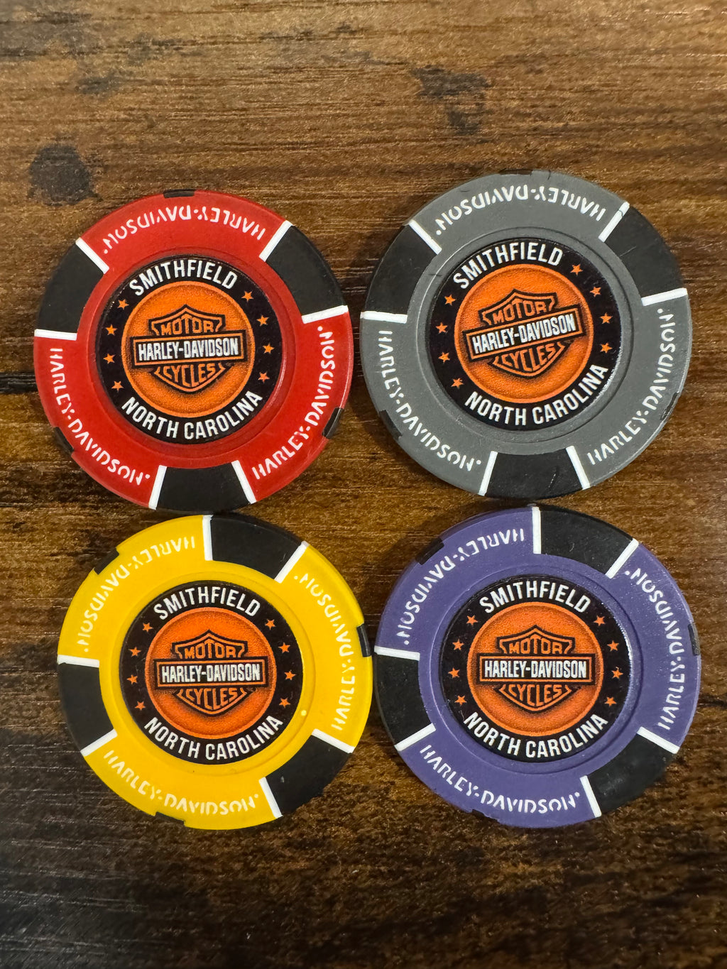 BULLDOG POKER CHIP SM LOGO